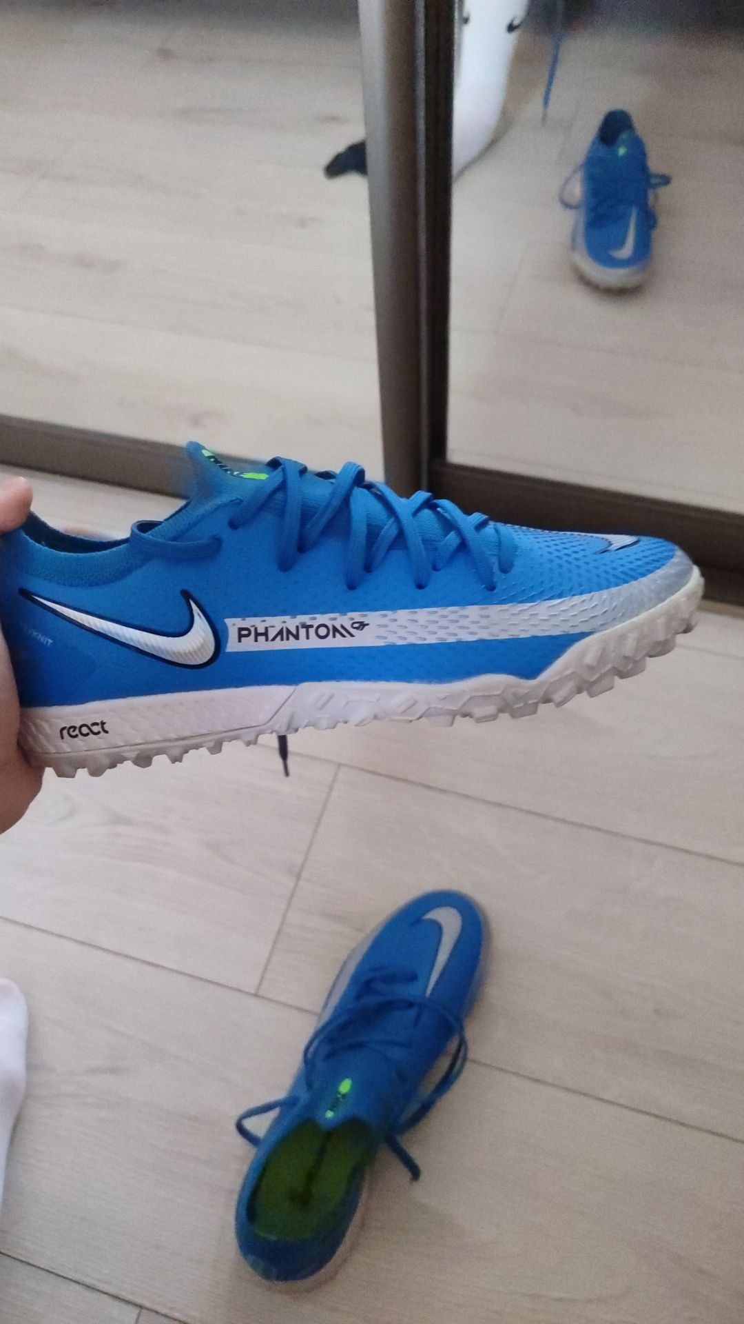 Nike phantom сороконожки