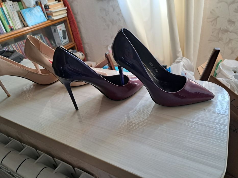 Женские туфли и полусапожки