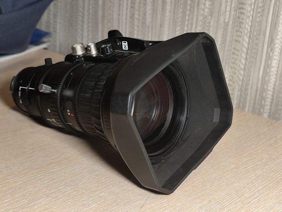 ТВ объектив fujinon s17x6.6BRM + переходник sony e
