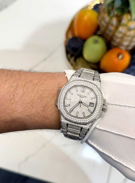 patek philippe nautilus сребро/пълен диамант