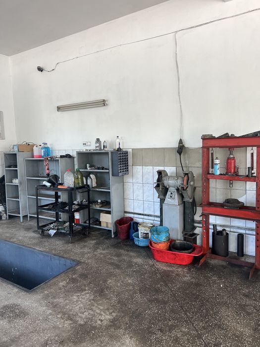 Garaj auto de ÎNCHIRIAT in Focsani –  UTILAT!