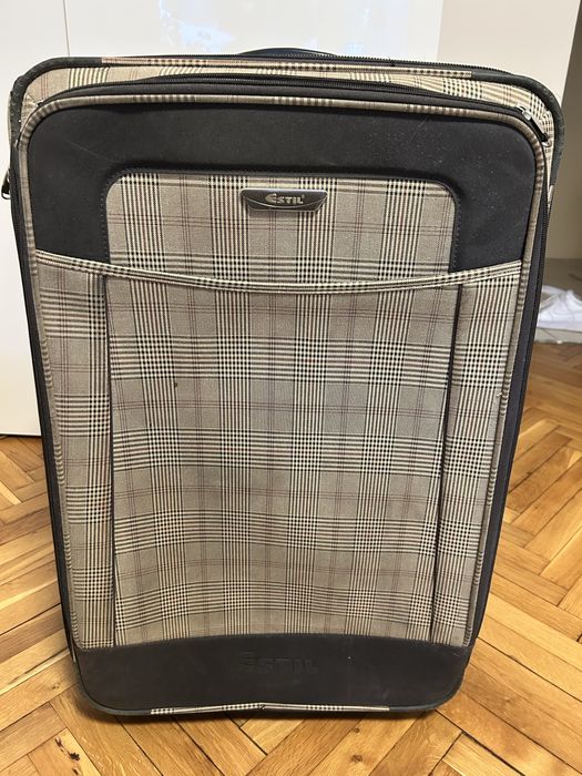 Estil куфар кафяв