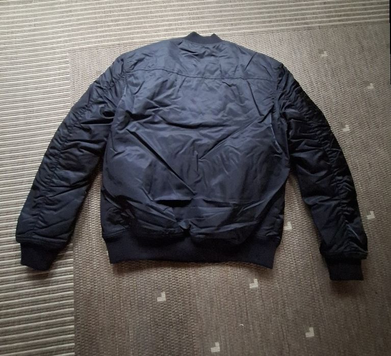 Яке Lonsdale bomber