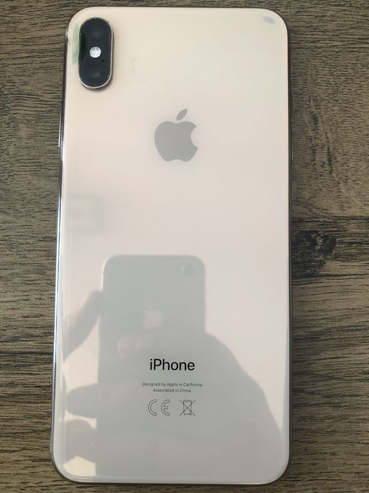 Iphone xs max добро състояние