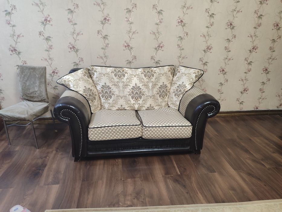 Диван тройка б/у