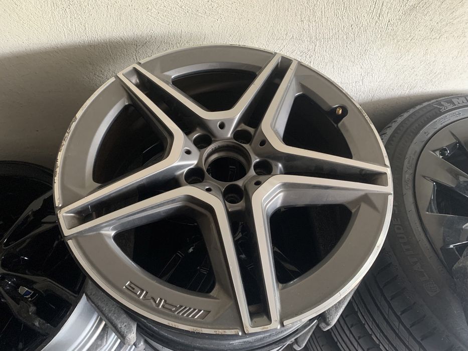 Мерцедес джанти 18 цола CLA ( ОРИГИНАЛНИ )