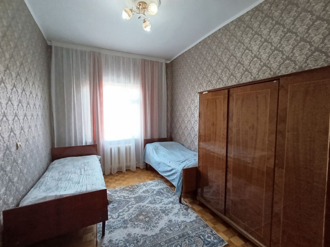 Горит. Срочно продаётся дом 3.13 соток отличная цена и локация