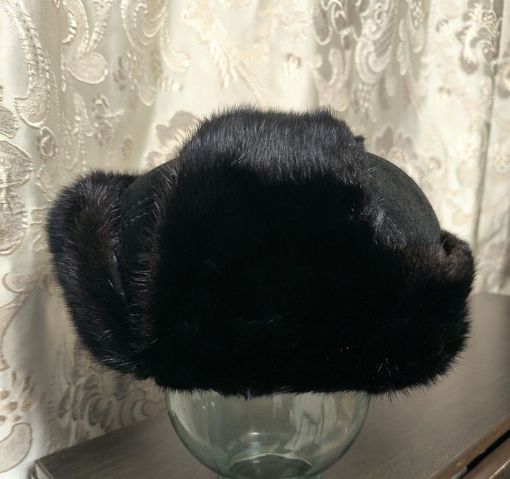Продам норковую шапку,мех,замша