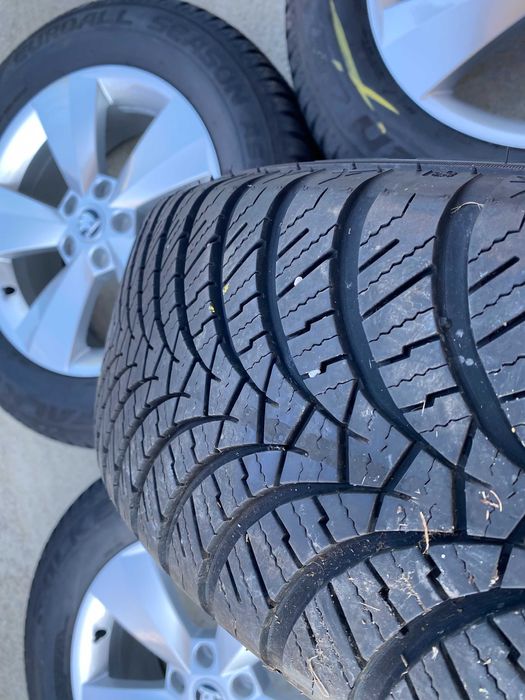 Jante originale Skoda 17 cu anvelope de iarna