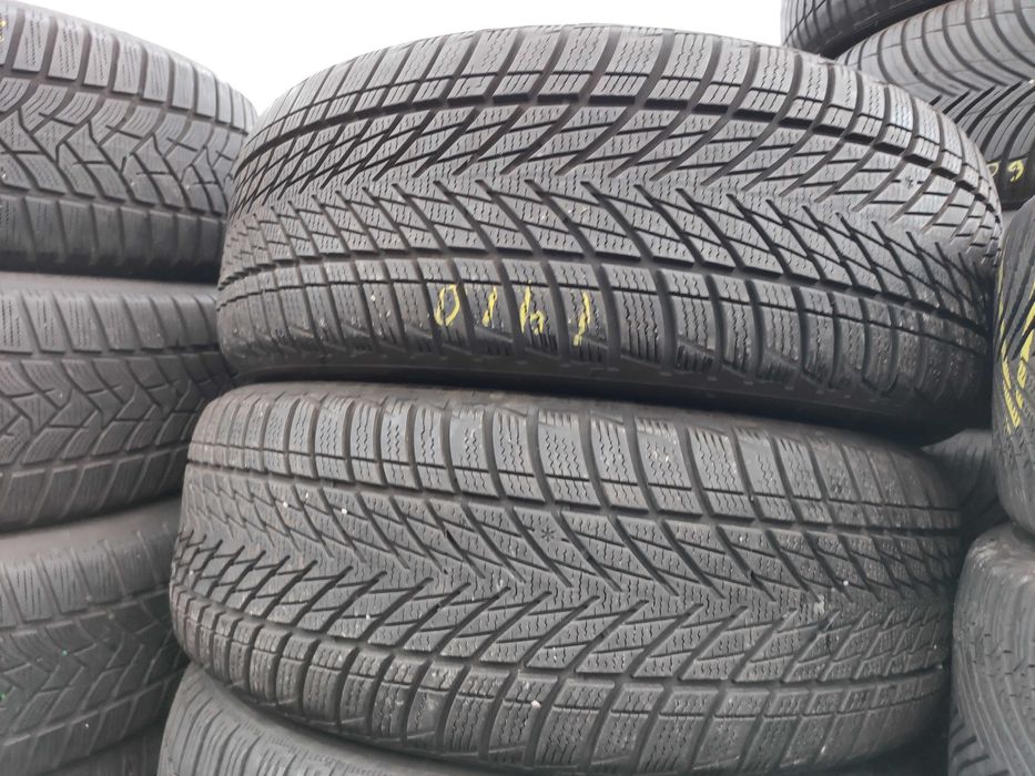 2бр Зимни гуми 215 55 17 - Goodyear - DOT 2024