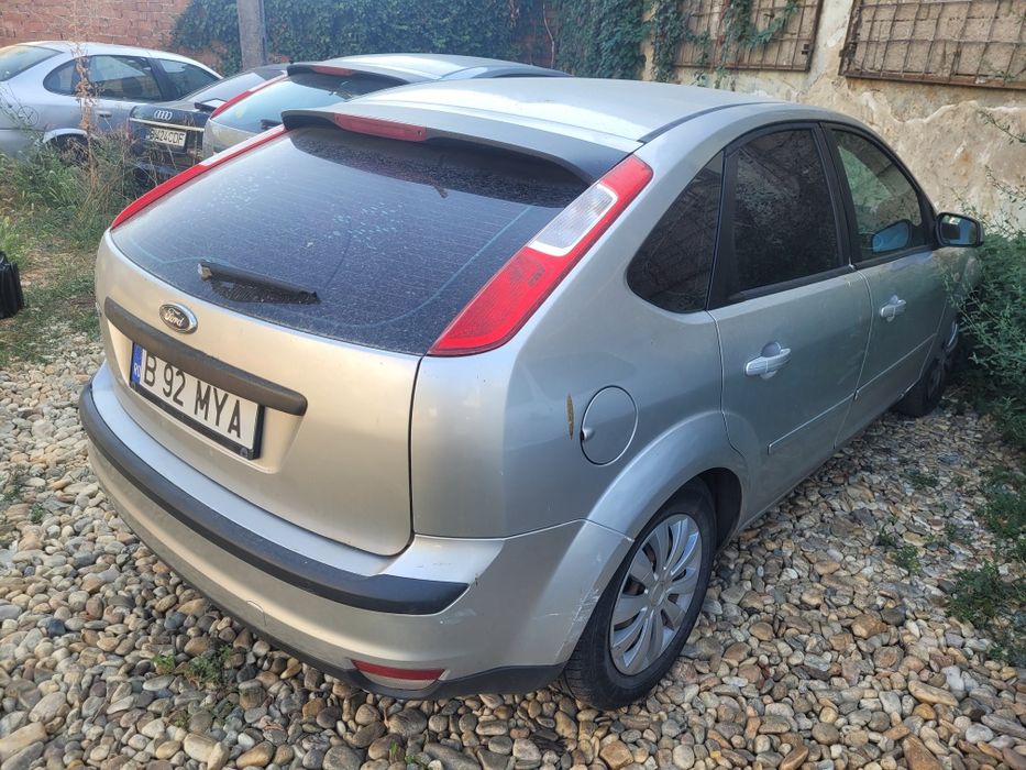 Ford focus 2 usor avariat