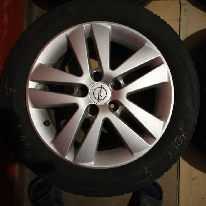 Джанти опел астра , opel astra H , 205/55R16 / Джанти с гуми