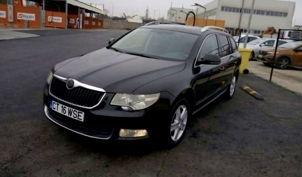 Vând Skoda superb