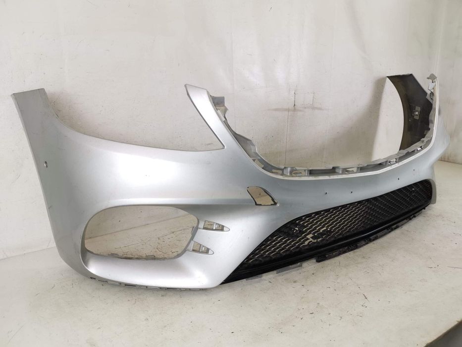 Предна броня с долна решетка Повредена Мерцедес-Бенц С-Клас / Mercedes