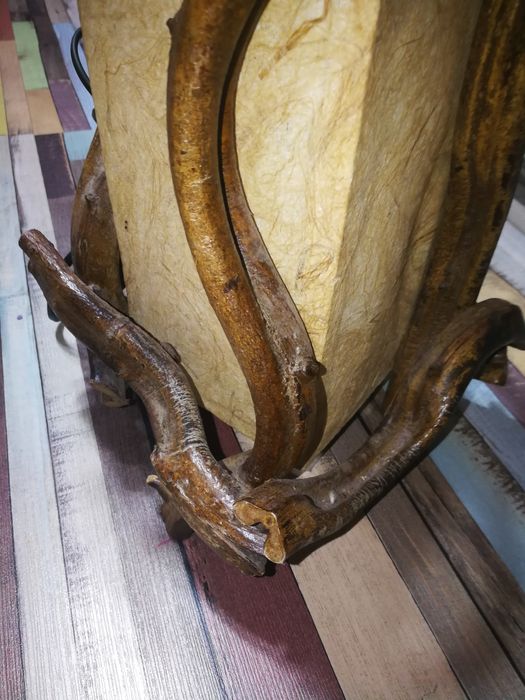 Lampa lemn exotic