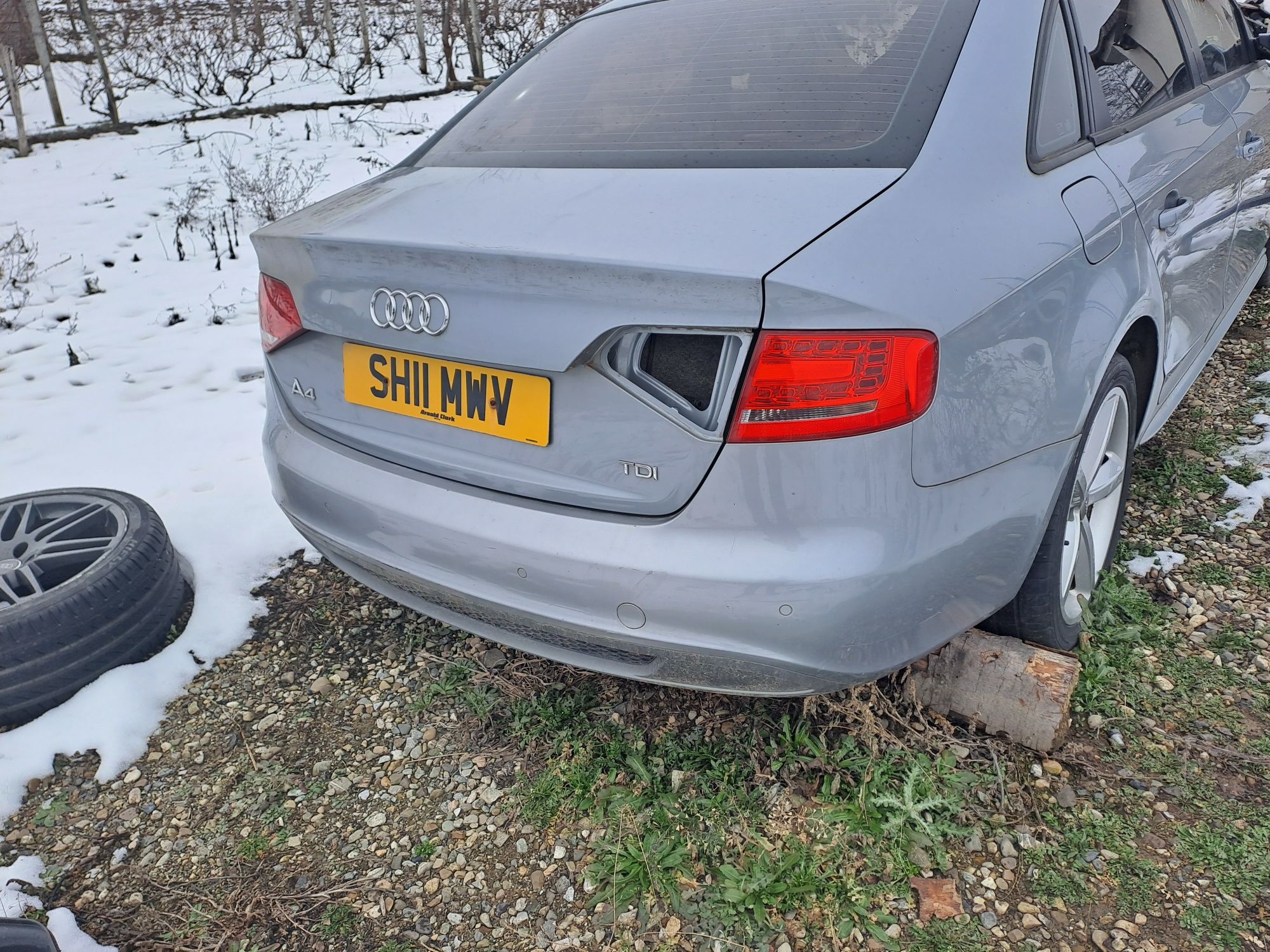 Bară spate audi a4 b8 sline berlină