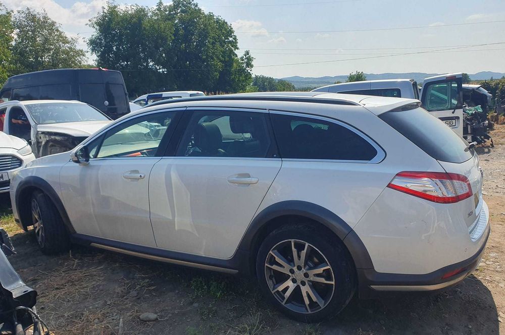Dezmembrez Peugeot 508 RXH 2.0Hybrid Auto 2012