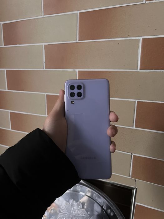 Samsung a22 holati yaxshi.