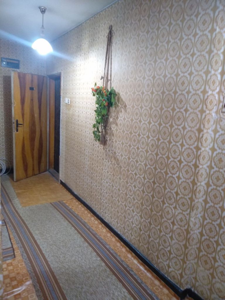 Продава се Тристаен апартамент в Ямбол, Георги Бенковски - 98 кв.м за 438 €/кв.м - Снимка #10