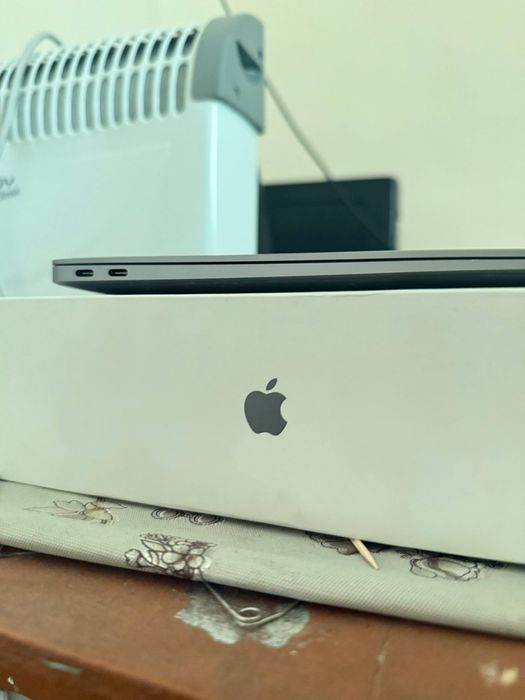 MacBook Air M1 chip