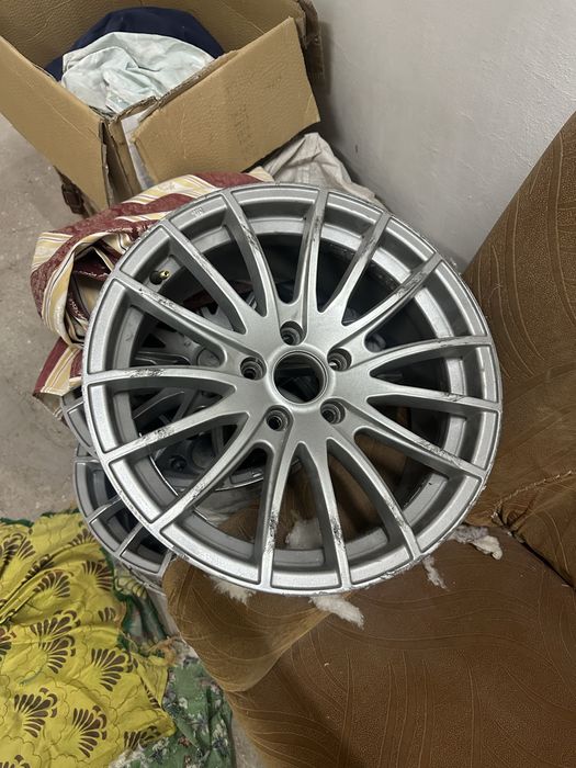 Продам  диски R17