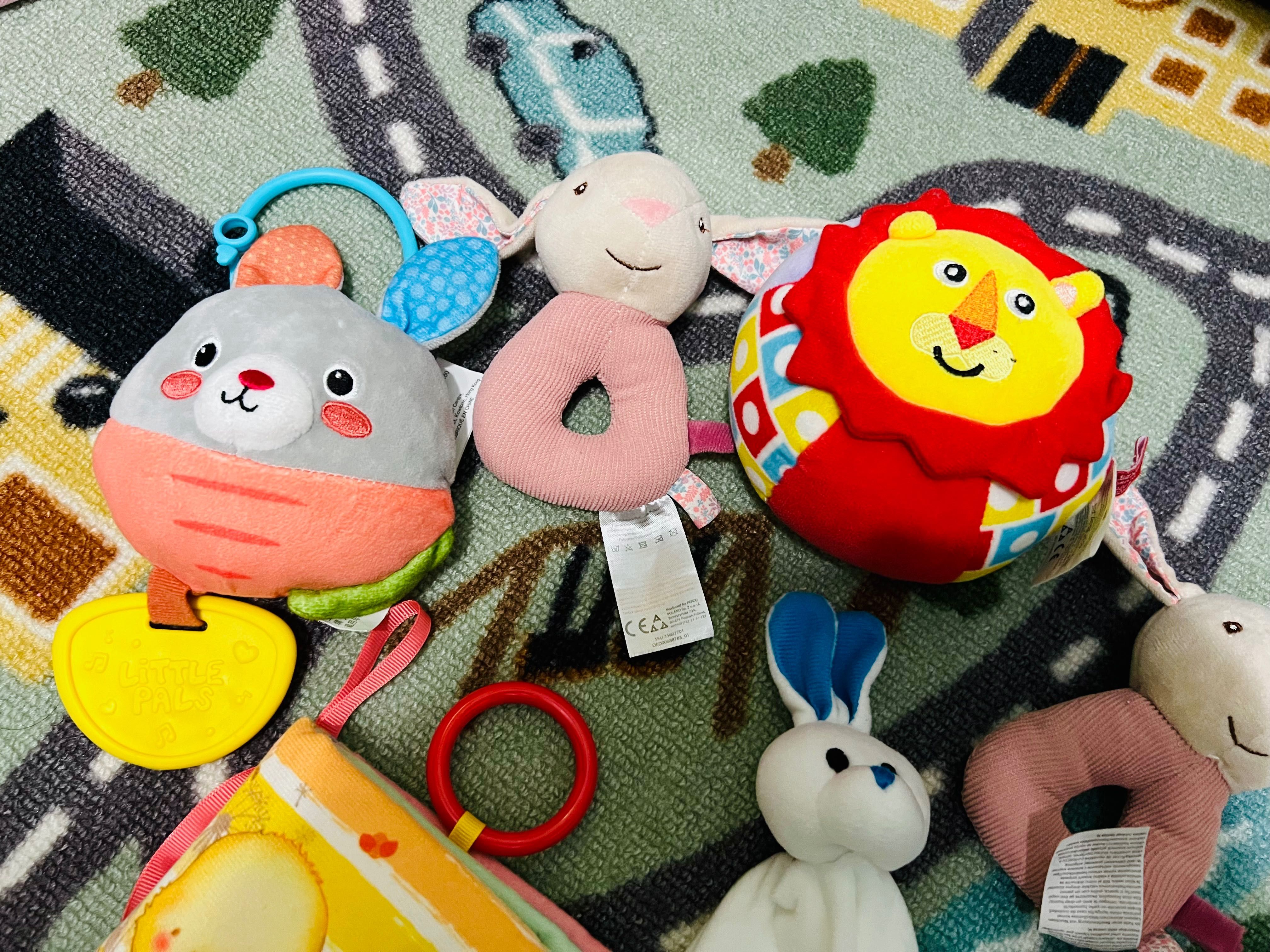 Лот играчки - fisher price, winfun, water wipes и др.