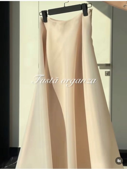 Fustă organza culoare neagra talie 102 cm/ noua