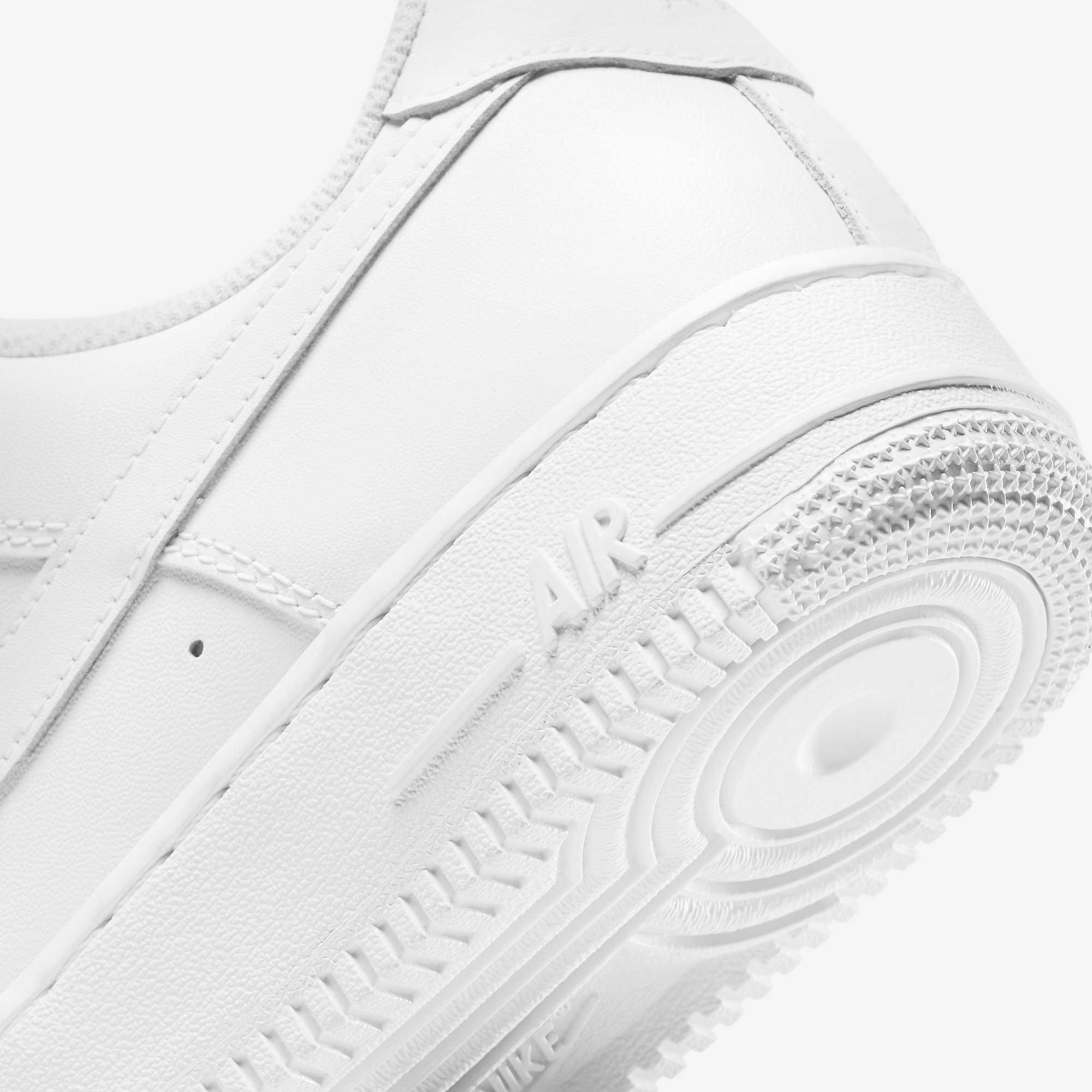 Оригинални маратонки Nike Air Force 1 '07