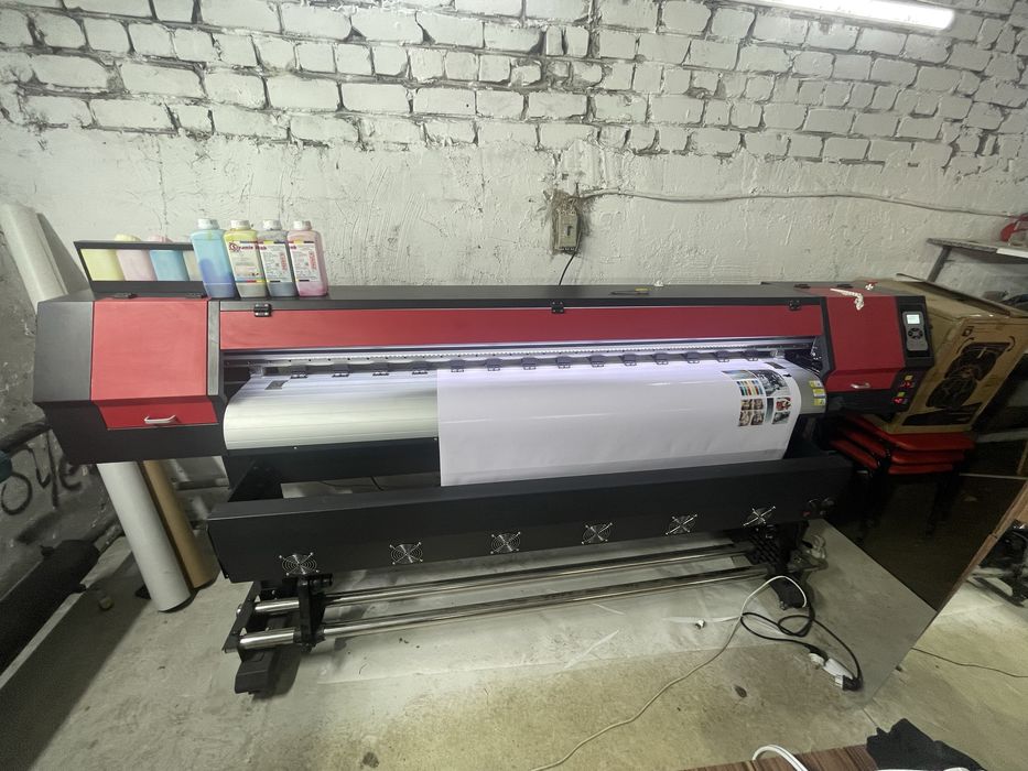 Срочно! Продаю широкоформатный принтер 1.8 м