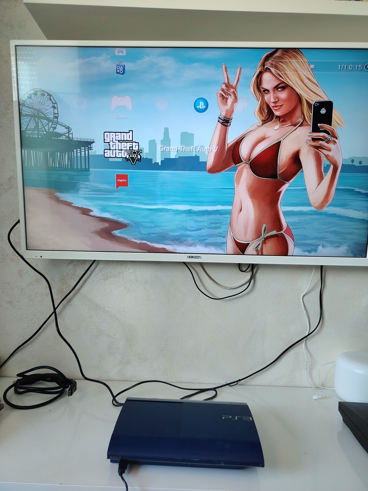 Consola PS3 Super Slim GT5