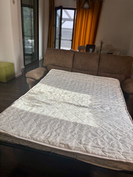 Canapea și fotoliu extensibile