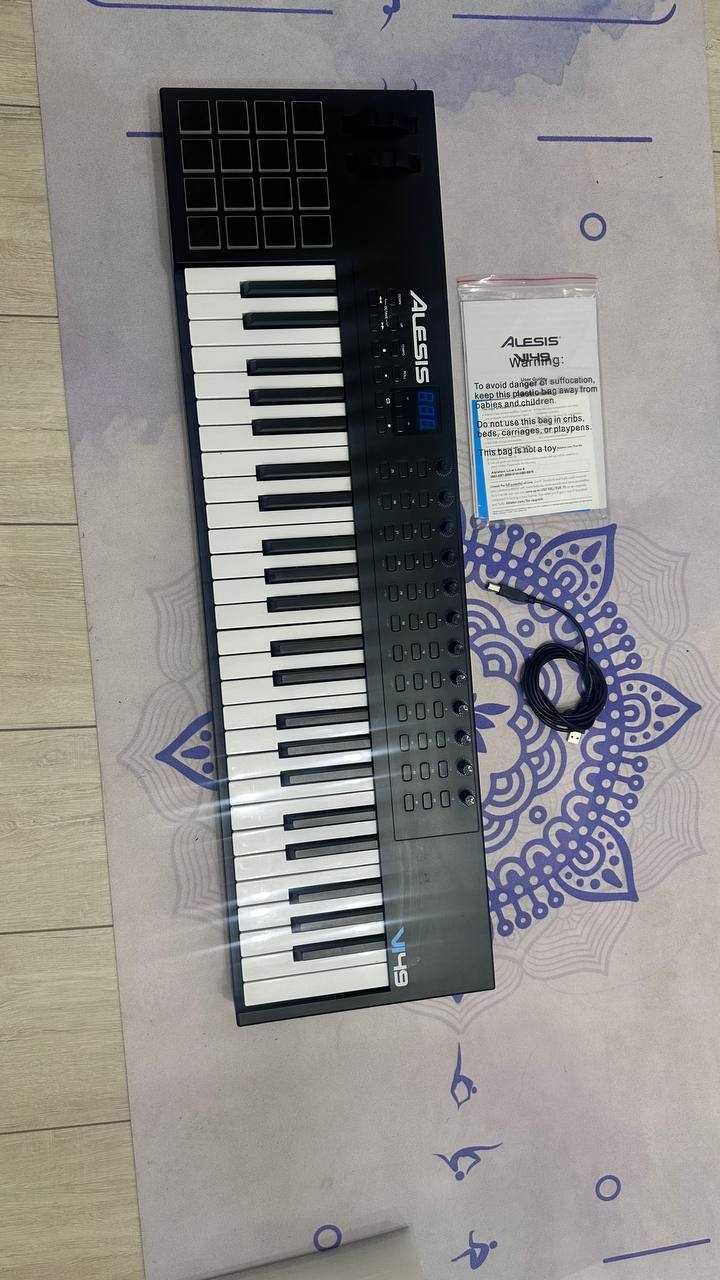 MIDI-клавиатура Alesis VI-49