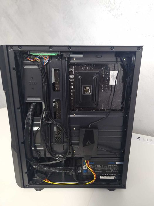 PC Gaming - AMD Ryzen 3 PRO 4350G - 16GB RAM 3200 MHZ - GTX 1050TI 4GB