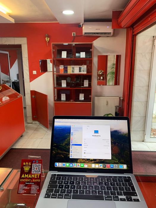 Macbook Pro 13' 2020 Amanet BKG