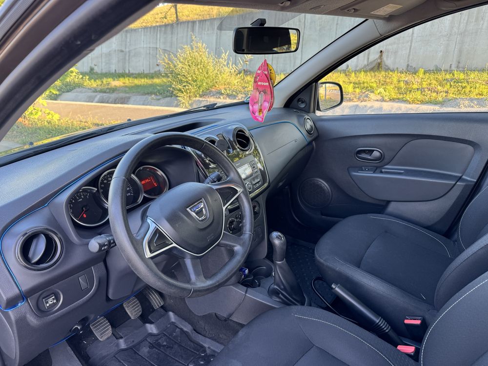 Dacia Sandero 2018 1.0 sce +GPL