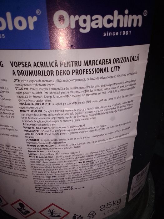 vând vopsea beton