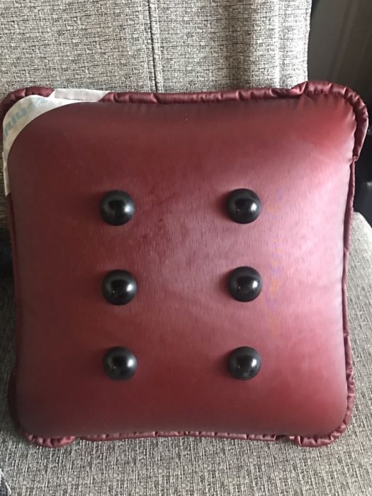 Массажная подушка