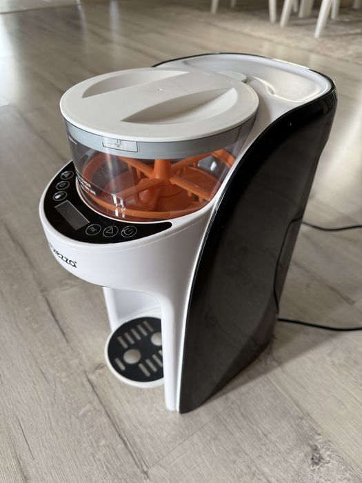 Espressor de Lapte Praf Formula Pro Advanced White de la BabyBrezza