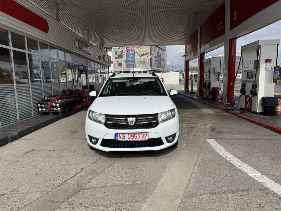 Dacia 2014 - BREAK - tva deductibil - pilot / piele / navi / parktroni