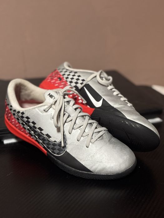 Nike Mercurial Vapor 13 Academy Neymar NJR IC Junior – номер 36.5