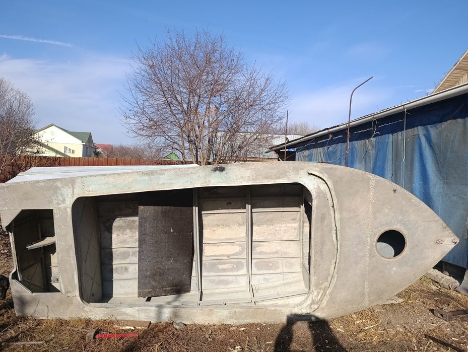 Продам Лодку Казанку