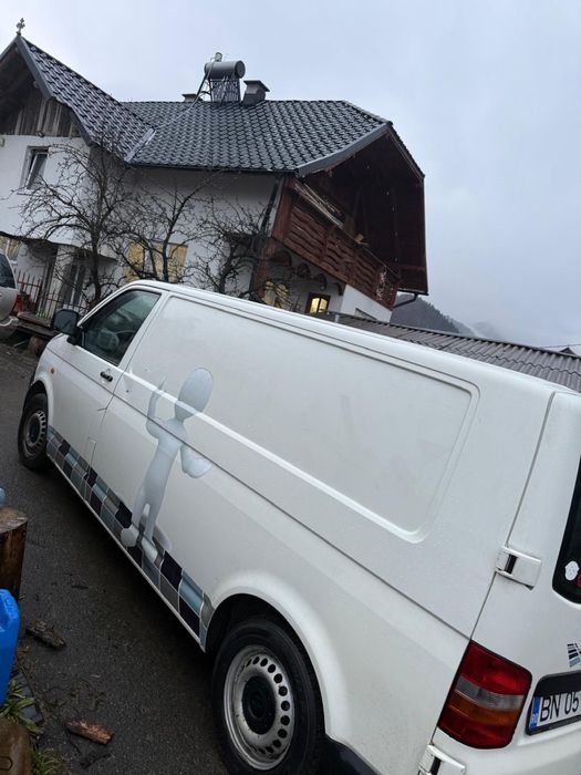 Se vinde VW T5 3 locuri