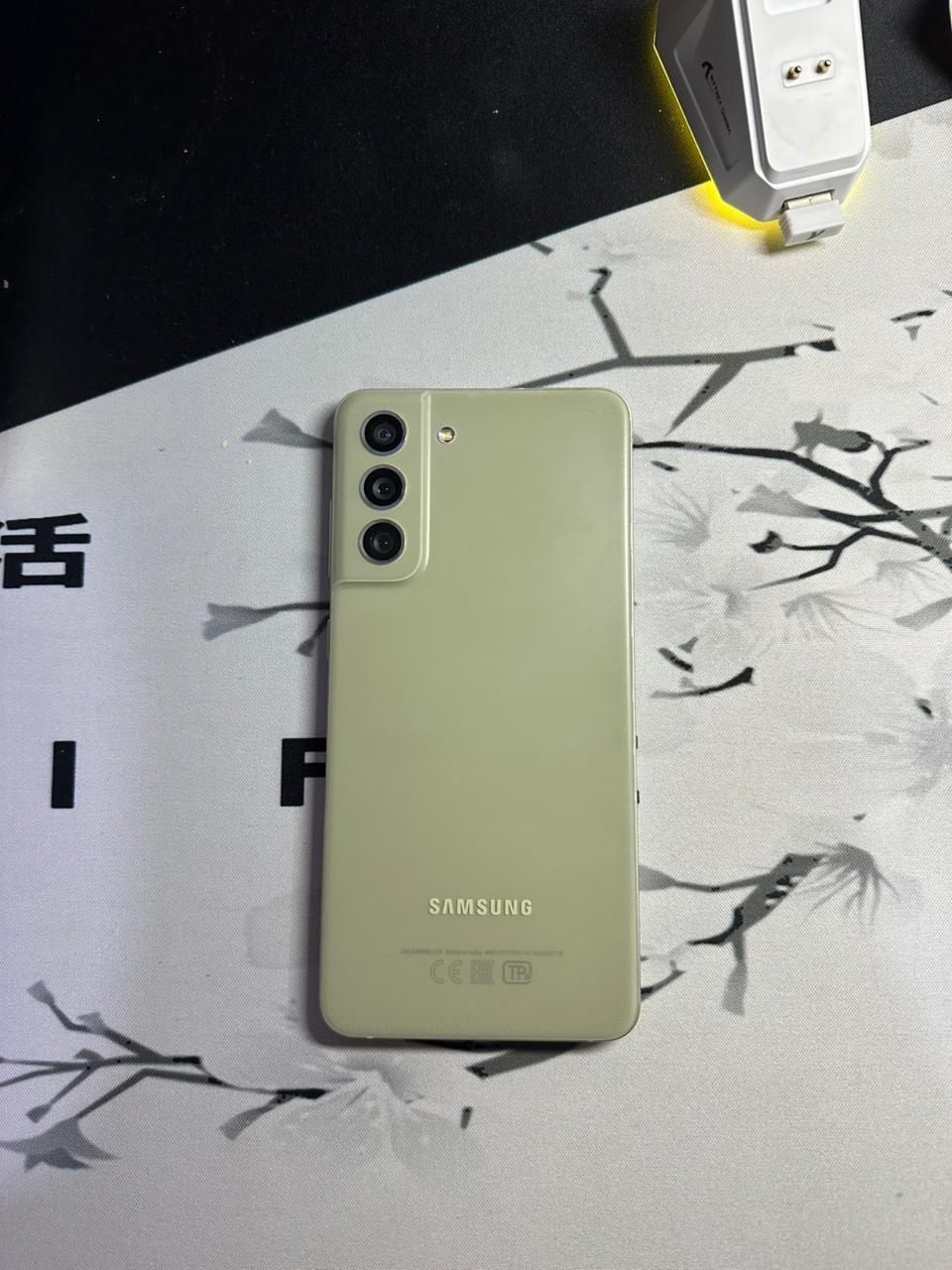 Samsung S21 fe 5G б/у