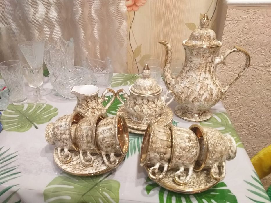 Продам сервиз советский не пользовались просто стоял