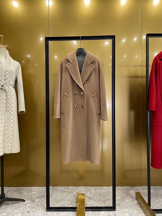 Пальто из натуральной шерсти 100%