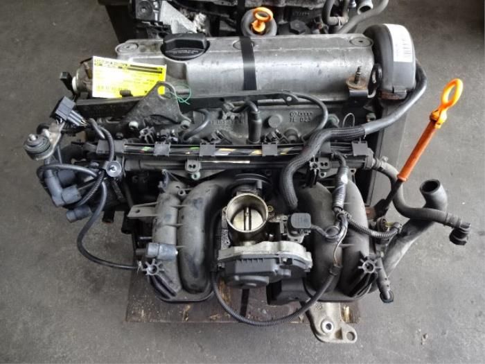 Motor fara anexe 1.6 benzina ALM Volkswagen VW Golf a 3-a generatie s