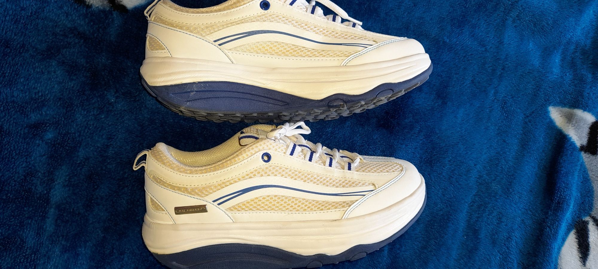Pantofi sport nr.40
