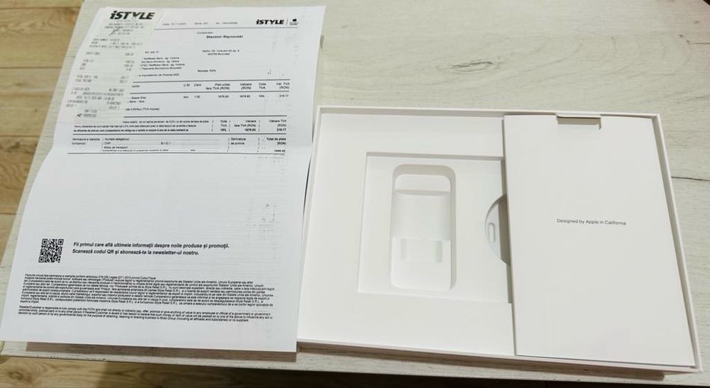 iPad 8th Gen 32GB + Apple Smart Клавиатура