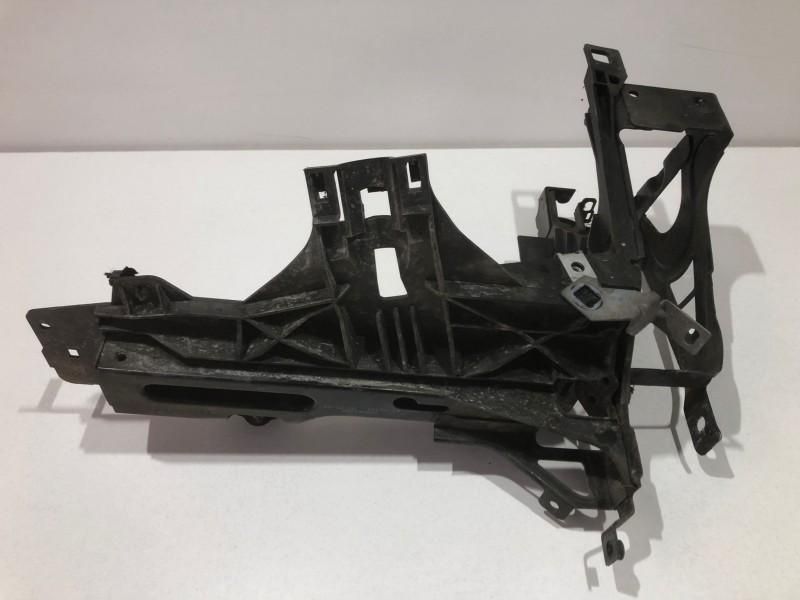 Suport far dreapta BMW Seria 5 (2010-2017) [F10] 7200794