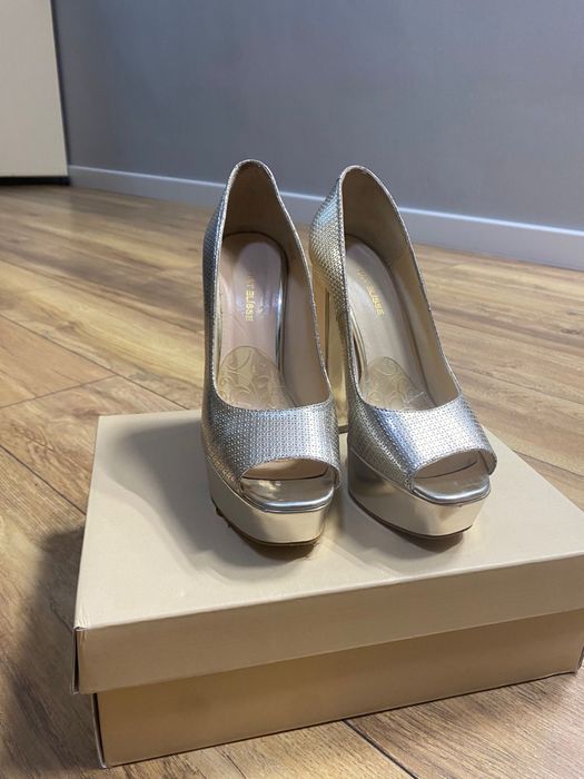 Туфли женские